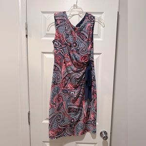 Women’s semi-fitted R&K dress. Navy blue and red. (Size medium)